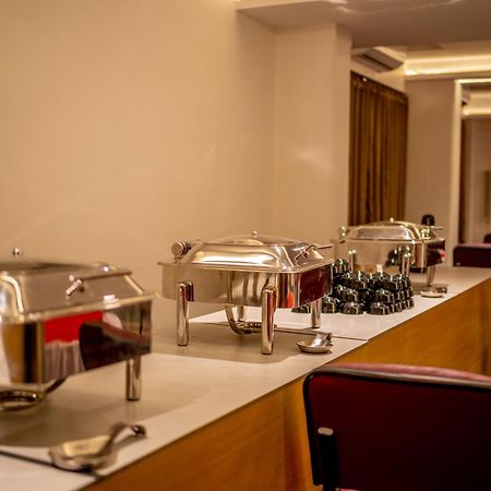 The One Hotel ناسيك المظهر الخارجي الصورة